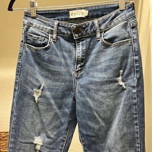 Skinny high waisted jeans